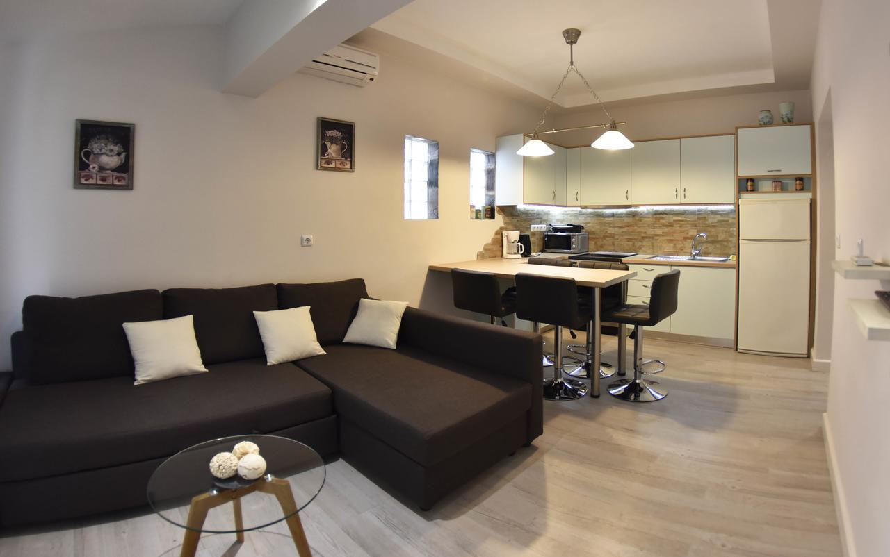 Sousouro House Apartment Kassiopi Luaran gambar
